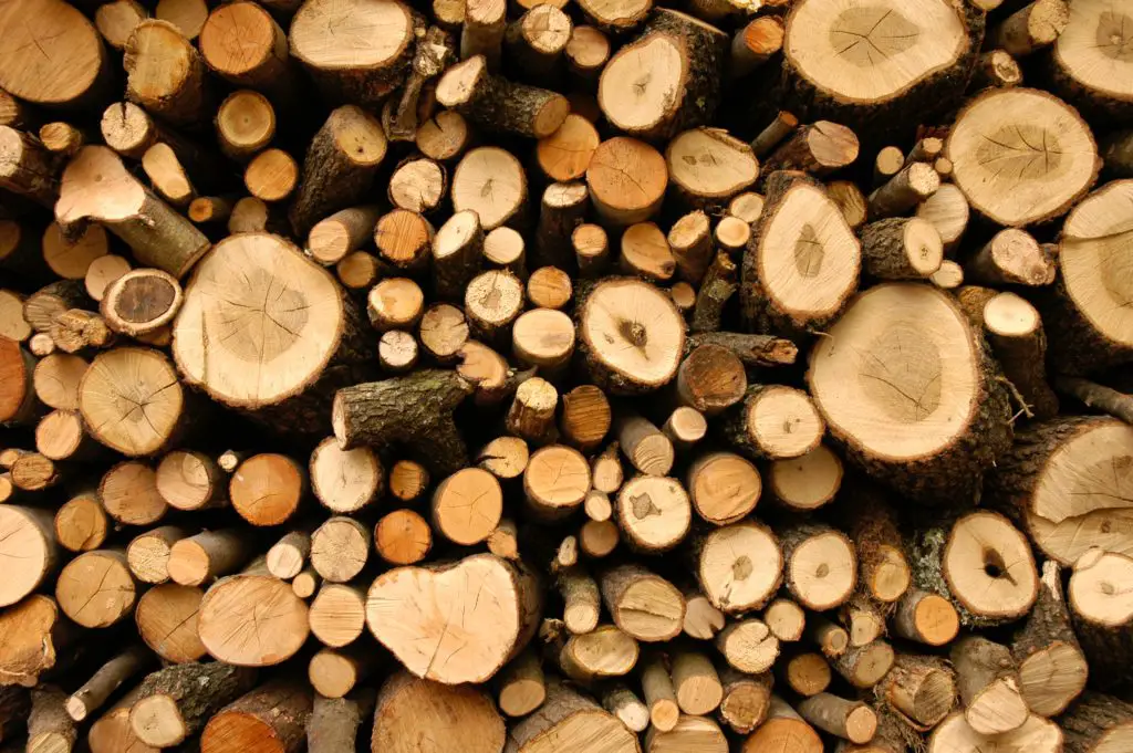 How to organise your wood to keep your hot tent stove burning all night